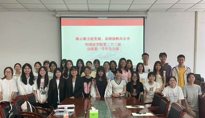 B7285C017A9F9B8AA7B7F68C4F38C7C7